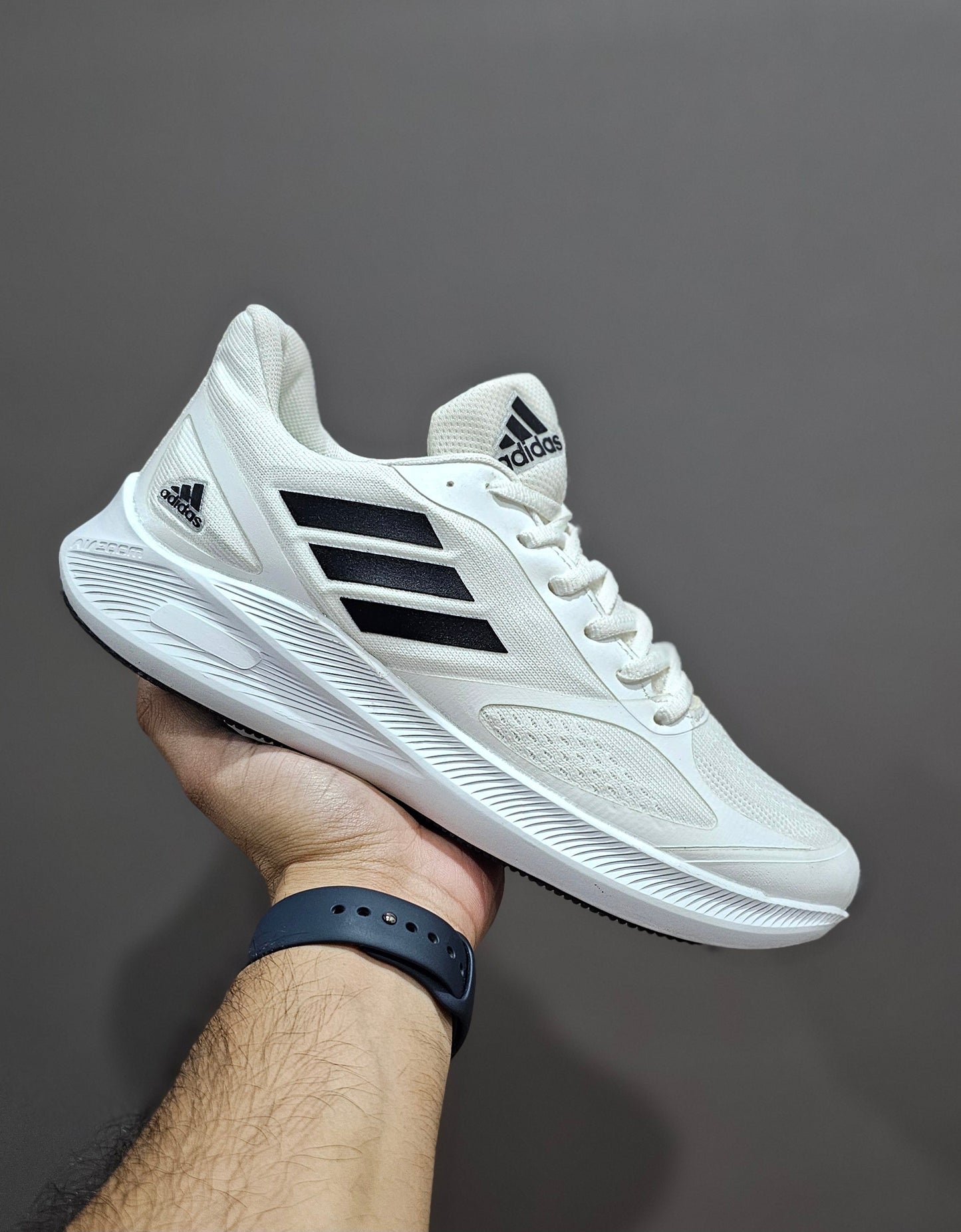 Adidas Run - White